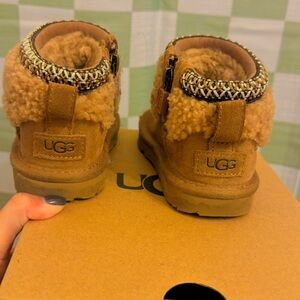 Toddler play Uggs